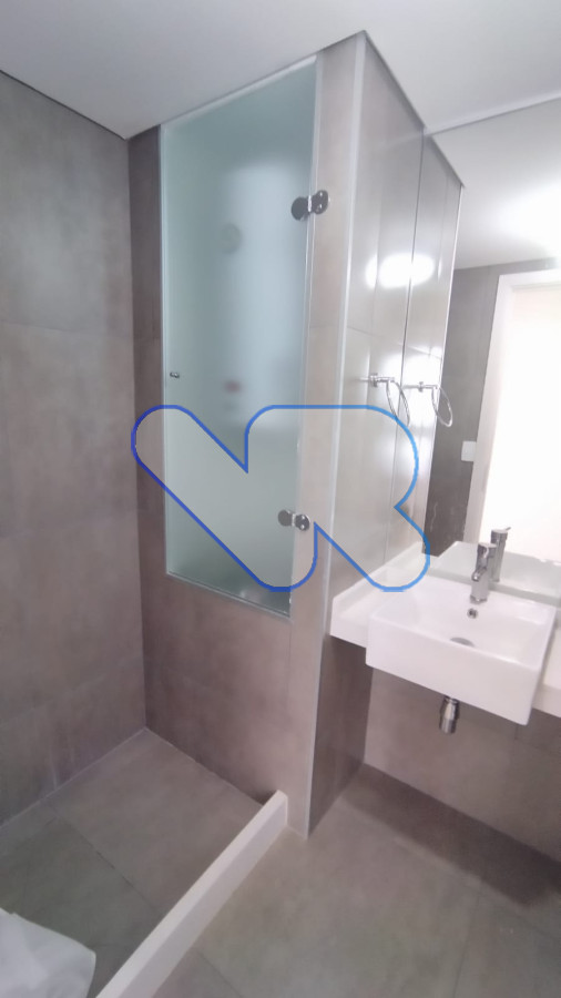 Apartamento ID.181 - Oportunidad! Venta Apto 2 Dormitorios Brava Punta con Amenities