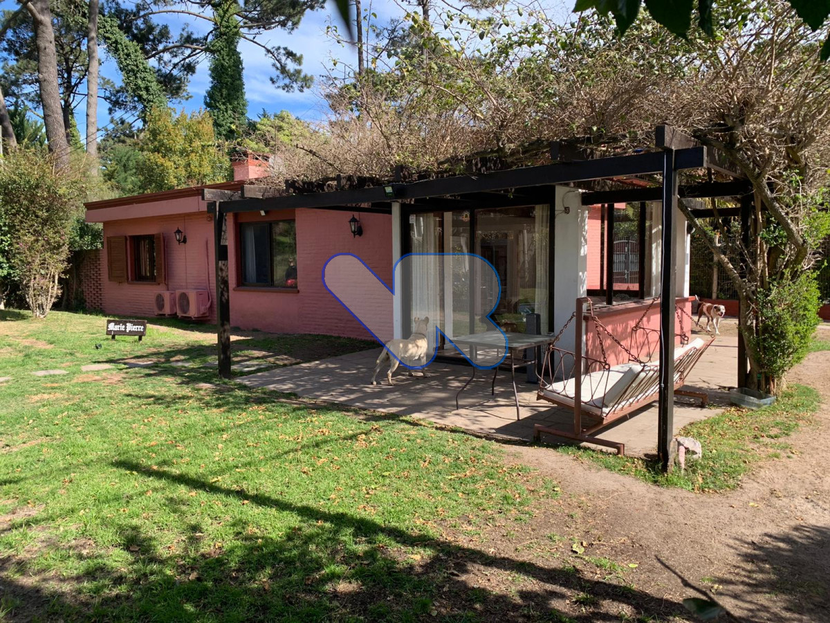 Casa ID.45 - Alquiler temporal casa 3 dorm buena ubicación y bien equipada.