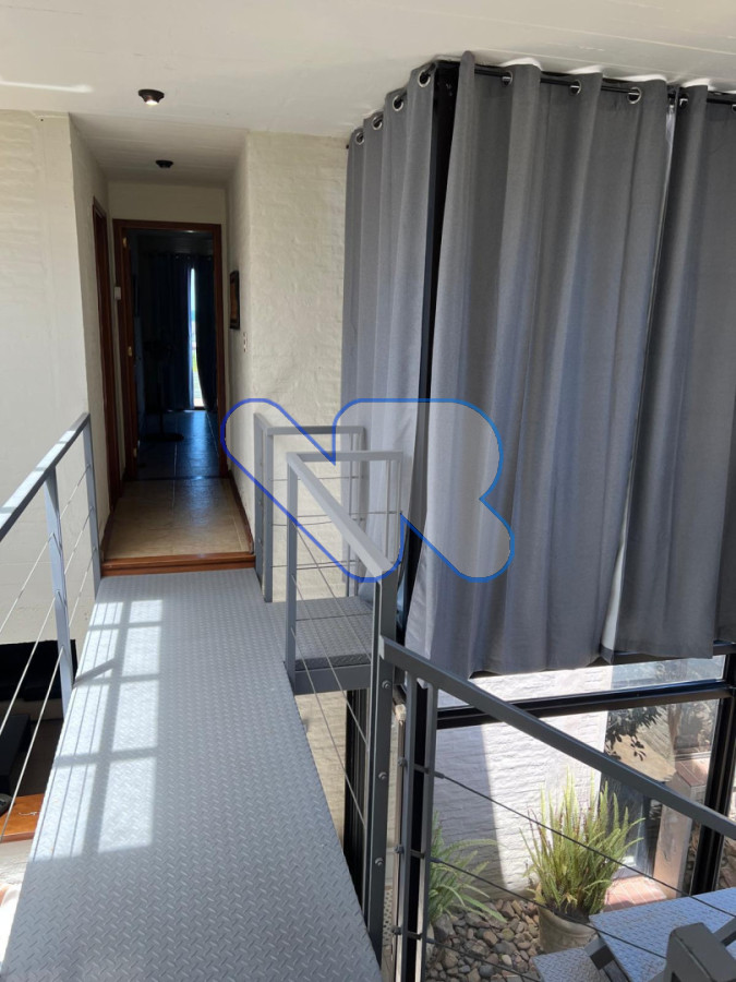 Casa ID.251 - Alquiler Anual y de Temporada Casa 5D con Piscina La Barra Pta del Este 