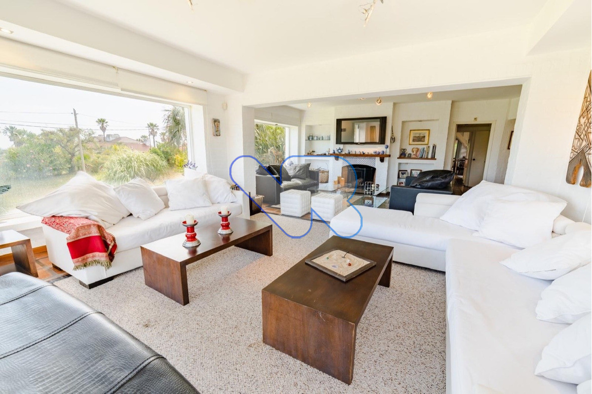Casa ID.18 - VENTA Y  ALQUILER Casa 8 Dormitorios En Suite Capacidad 16 Personas con piscina y Barbacoa