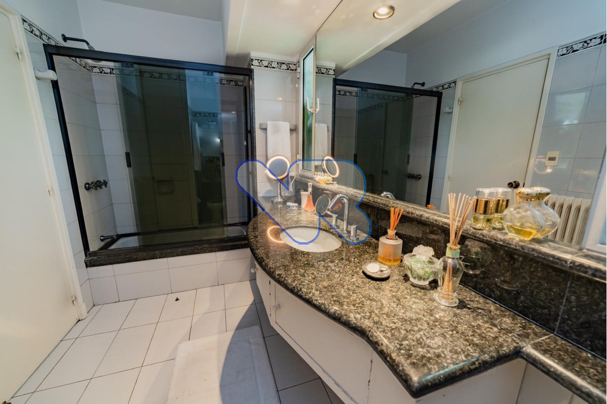 Casa ID.18 - VENTA Y  ALQUILER Casa 8 Dormitorios En Suite Capacidad 16 Personas con piscina y Barbacoa