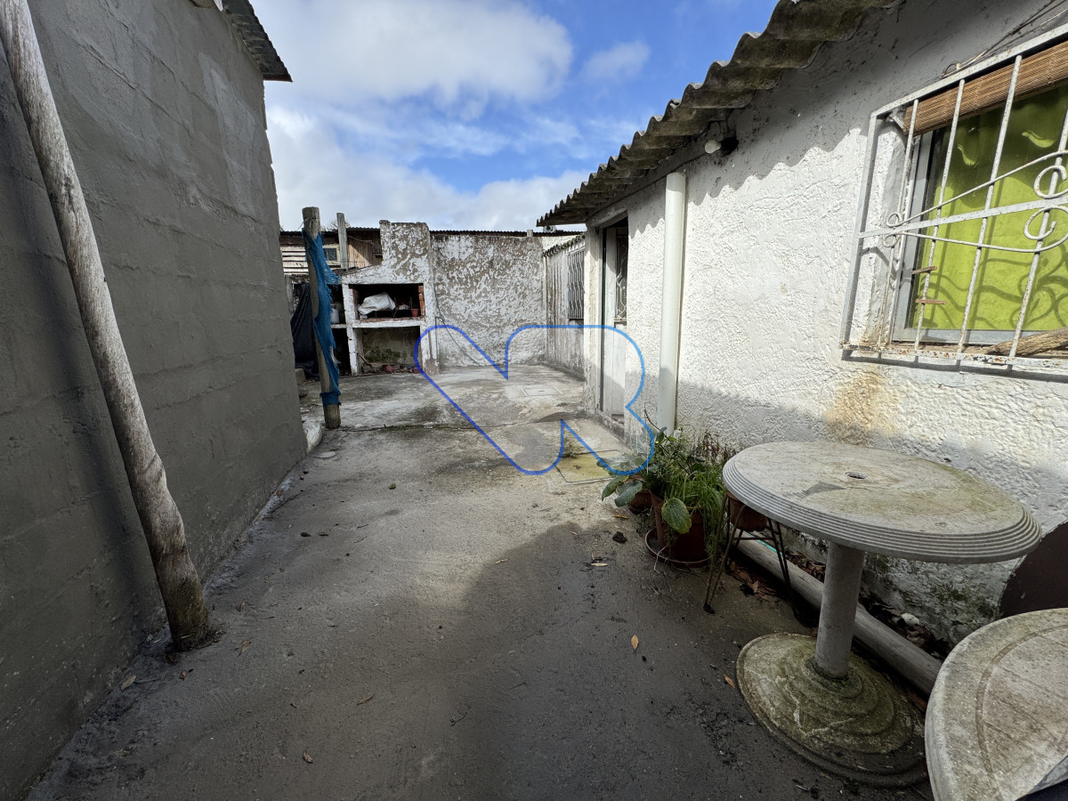 Casa ID.156 - OPORTUNIDAD VENTA! VENDO CASA 2 DORMS  MALDONADO PARA RECICLAR