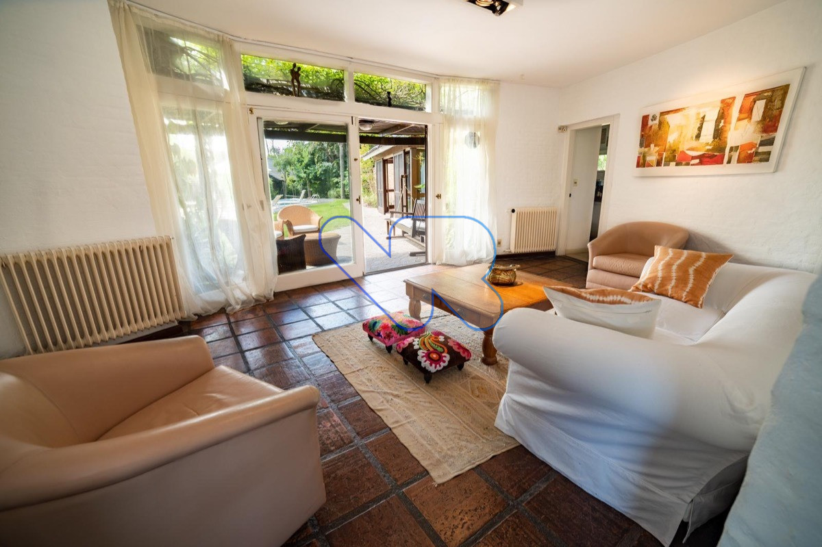 Casa ID.4 - Vendo Hermoso Chalet  6 Dormitorios En Excelente Zona Pinares Punta Del Este