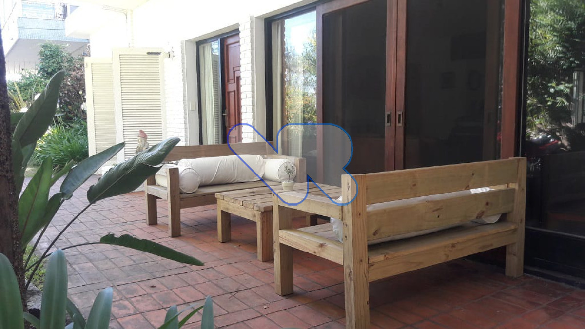 Casa ID.61 - Alquilo temporal casa 3 dorm mas dep de servicio exelente ubicación en playa mansa