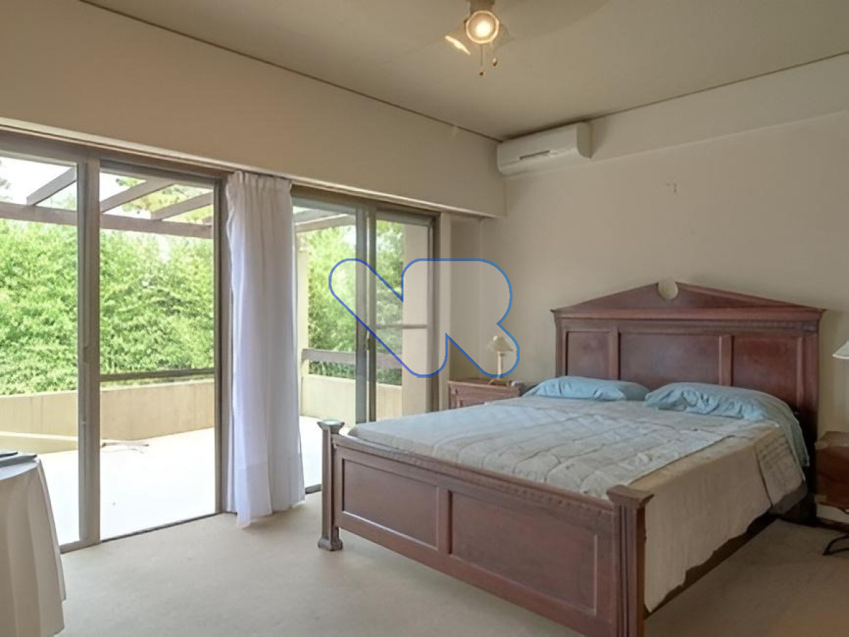 Casa ID.220 - Venta Alquiler Anual y de Temporada Casa 5D con Piscina Rincón del Indio