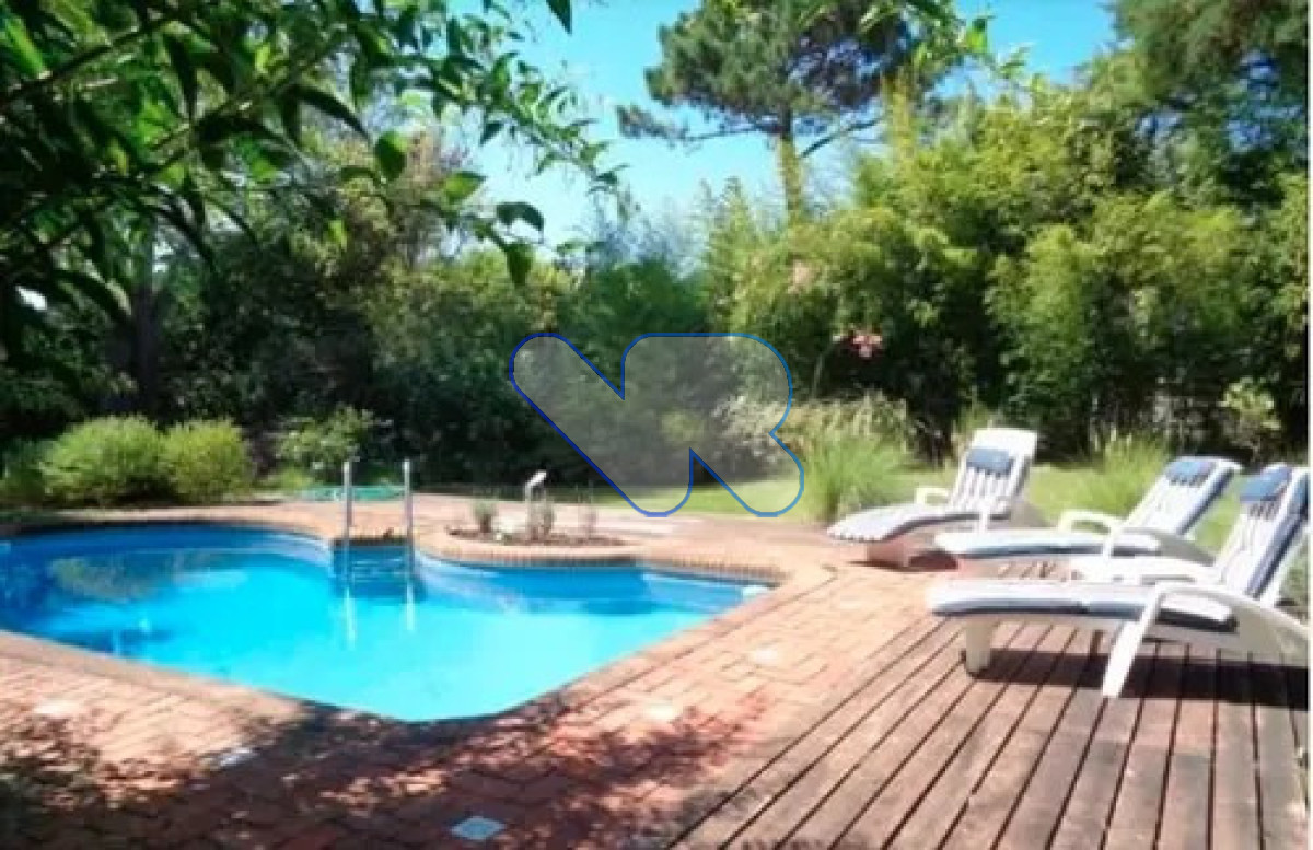 Casa ID.256 - Alquiler de Temporada Casa 4D y dep huéspedes con Piscina climatizada Rincón del Indio  