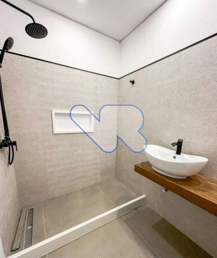 Casa ID.133 - VENDO CASA A ESTRENAR 4 DORMITORIOS PUNTA DEL ESTE