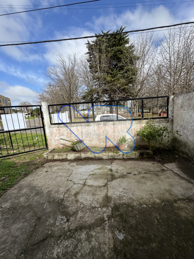 Casa ID.156 - OPORTUNIDAD VENTA! VENDO CASA 2 DORMS  MALDONADO PARA RECICLAR