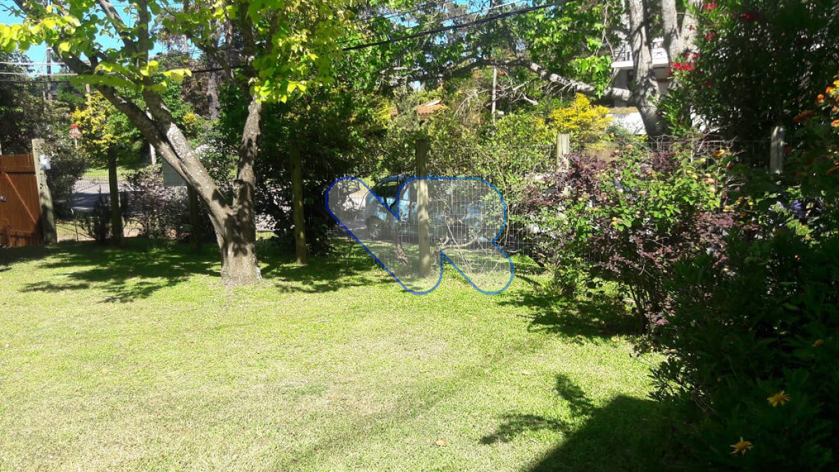 Casa ID.61 - Alquilo temporal casa 3 dorm mas dep de servicio exelente ubicación en playa mansa