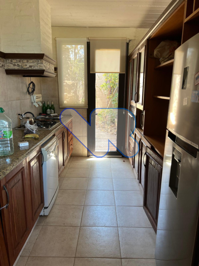 Casa ID.251 - Alquiler Anual y de Temporada Casa 5D con Piscina La Barra Pta del Este 