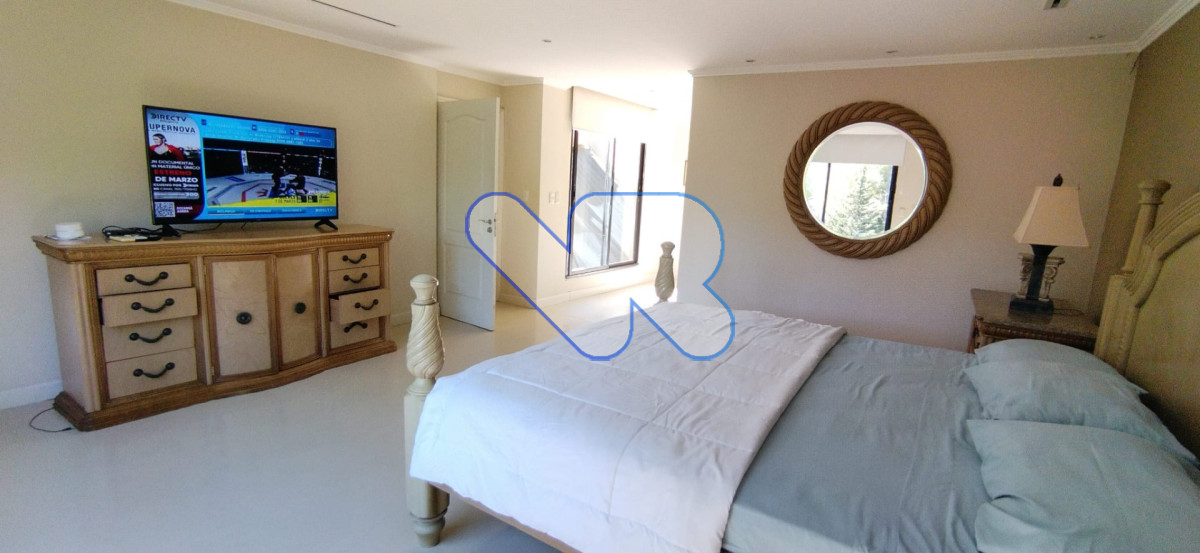 Casa ID.220 - Venta Alquiler Anual y de Temporada Casa 5D con Piscina Rincón del Indio