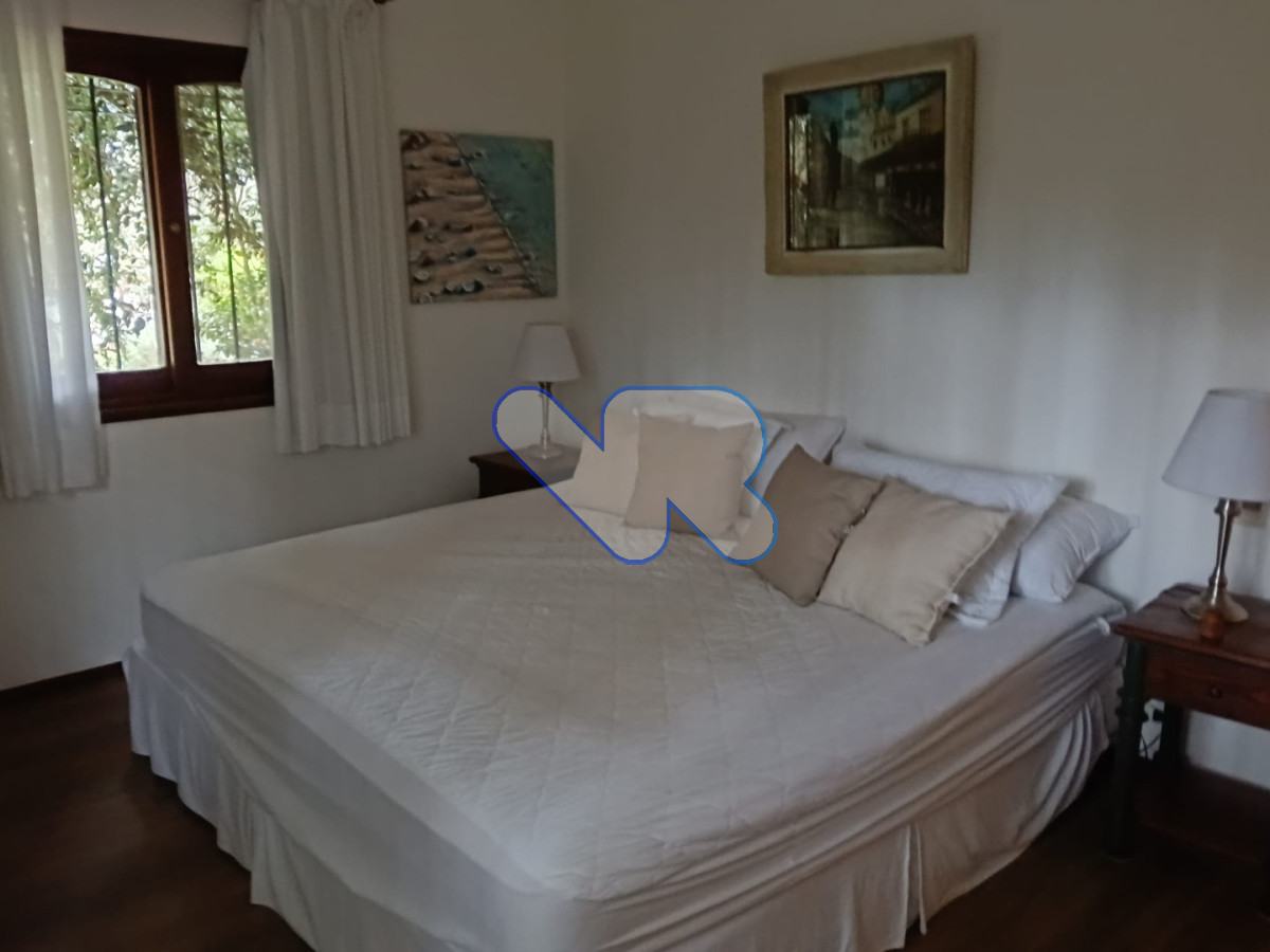 Casa ID.256 - Alquiler de Temporada Casa 4D y dep huéspedes con Piscina climatizada Rincón del Indio  