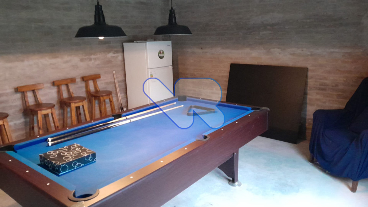 Casa ID.62 - Venta y Alquiler de Temporada - Casa en Punta del Chileno -Punta de Este - 3 dorm, 2 baños, barbacoa play room,  piscina climatizada 