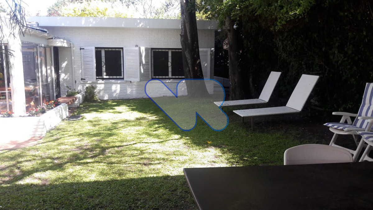 Casa ID.61 - Alquilo temporal casa 3 dorm mas dep de servicio exelente ubicación en playa mansa