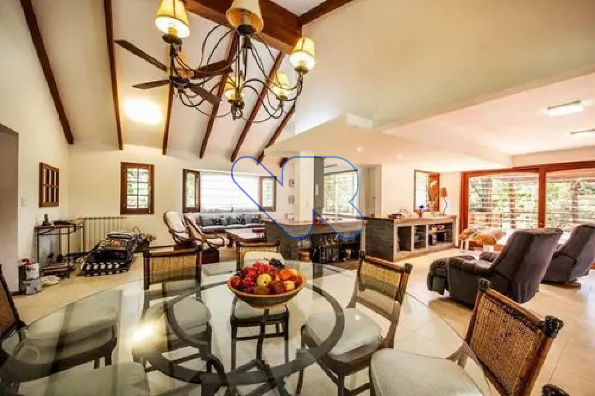 Casa ID.256 - Alquiler de Temporada Casa 4D y dep huéspedes con Piscina climatizada Rincón del Indio  