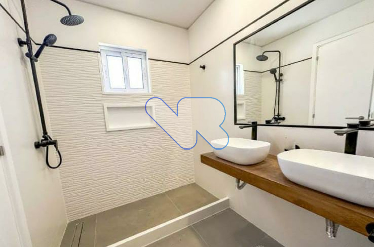 Casa ID.133 - VENDO CASA A ESTRENAR 4 DORMITORIOS PUNTA DEL ESTE