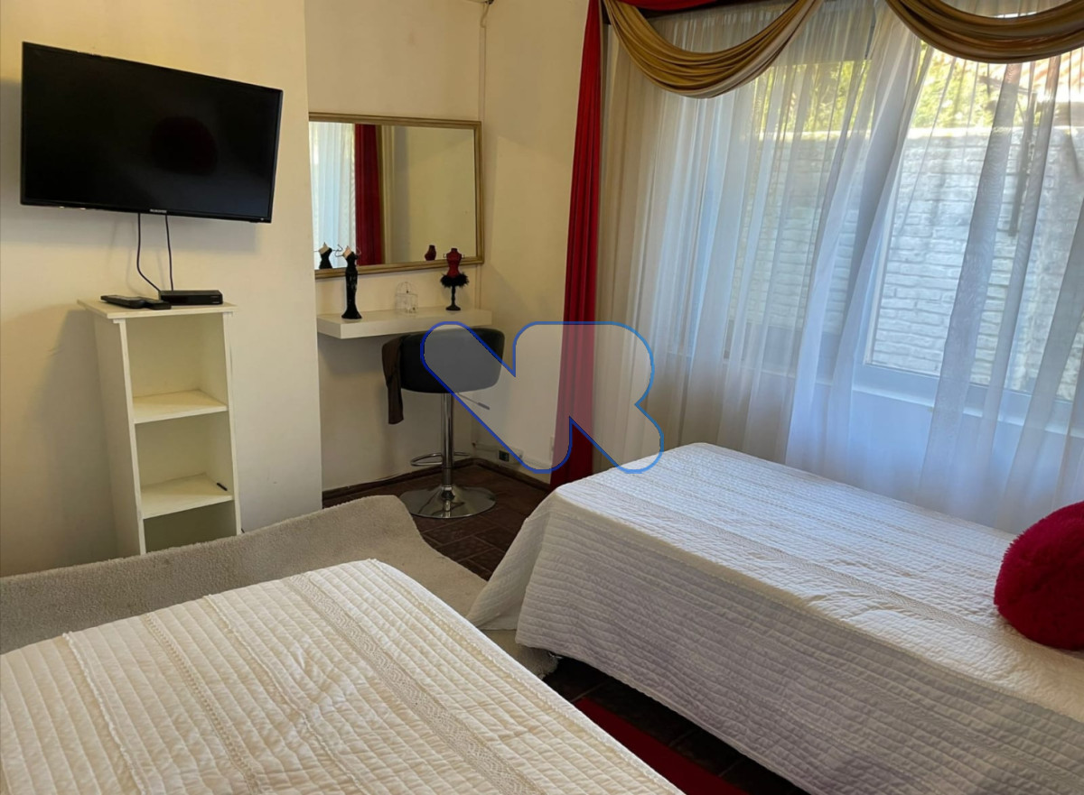 Casa ID.232 - Alquiler de Temporada Casa 5D Mansa con Piscina Climatizada 