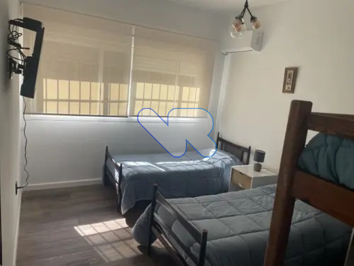 Casa ID.224 - Venta y Alquiler Anual Casa 5D Lugano con Piscina y Barbacoa 
