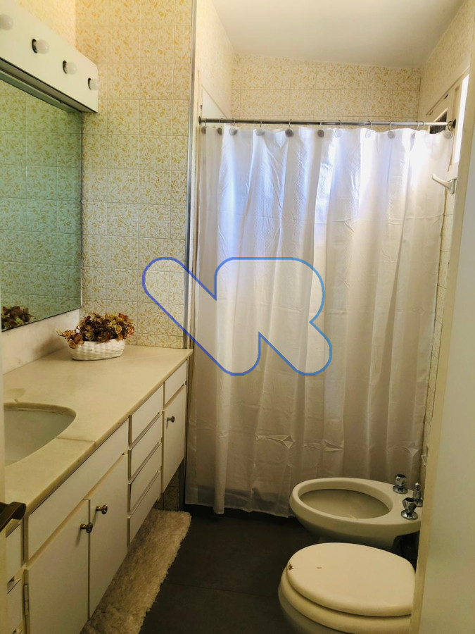 Casa ID.37 - Alquilo Temporal, casa 5 Dorm, con Depto de servicio,  piscina y parrillero