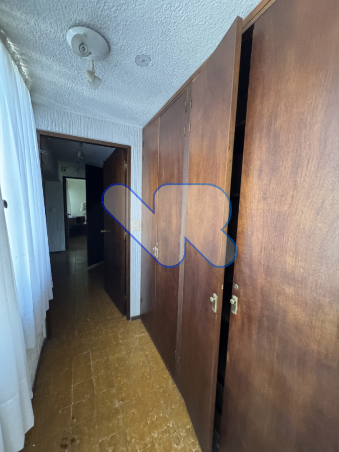 Casa ID.206 - Casa en venta en La Mansa - P8 | Gran terreno | Ideal para reciclar