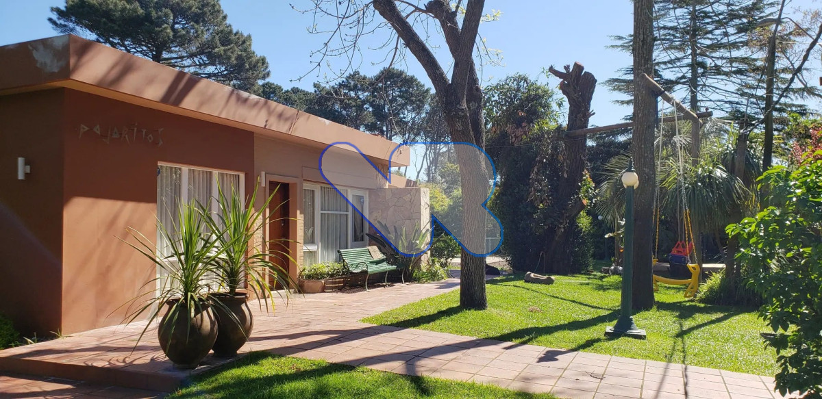 Casa ID.56 - Alquiler Temporada - Casa 5 Dorm, Piscina, Pádel y Tenis - San Rafael - Punta del Este