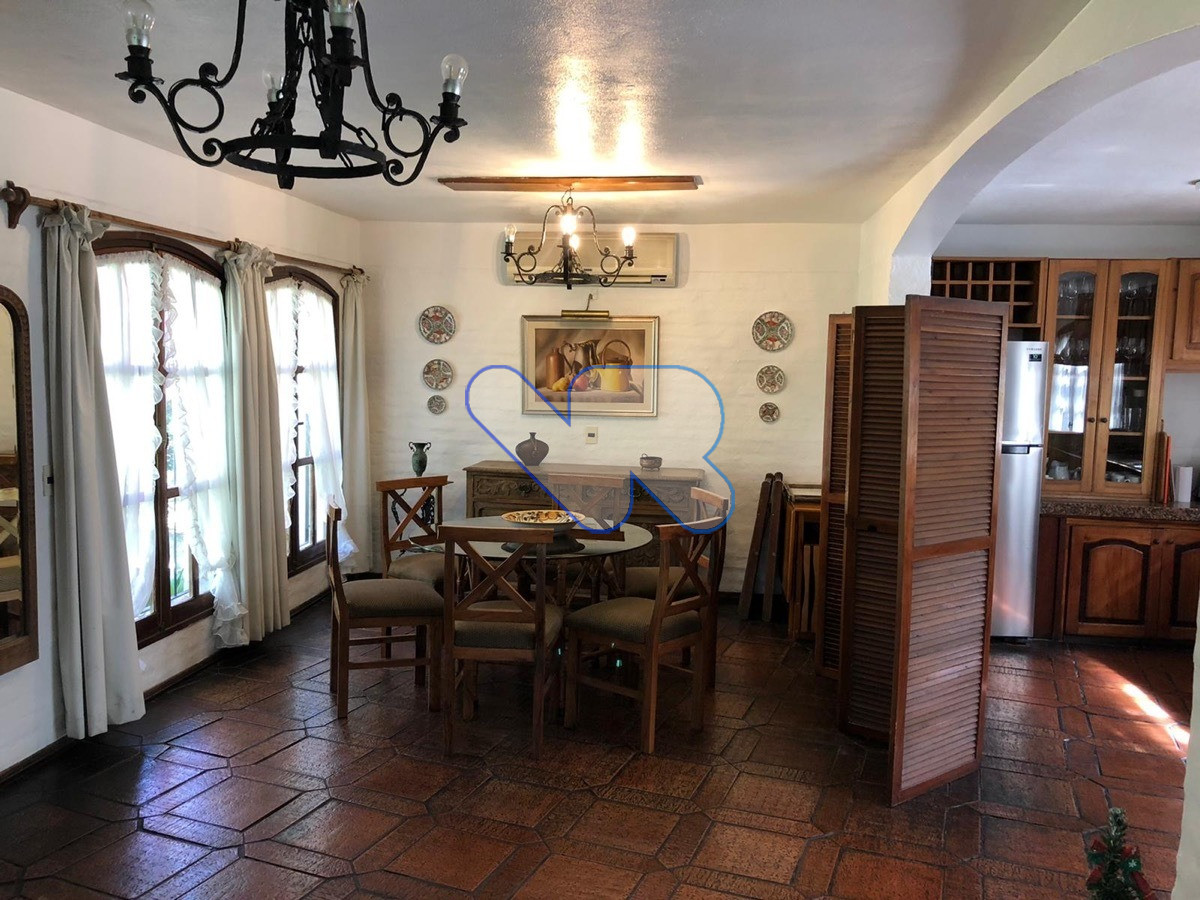 Casa ID.14 - Alquiler temporal Casa 4 Dormitorios Y 3 Baños Excelente Ubicación Pinares