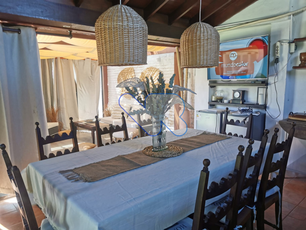 Casa ID.232 - Alquiler de Temporada Casa 5D Mansa con Piscina Climatizada 