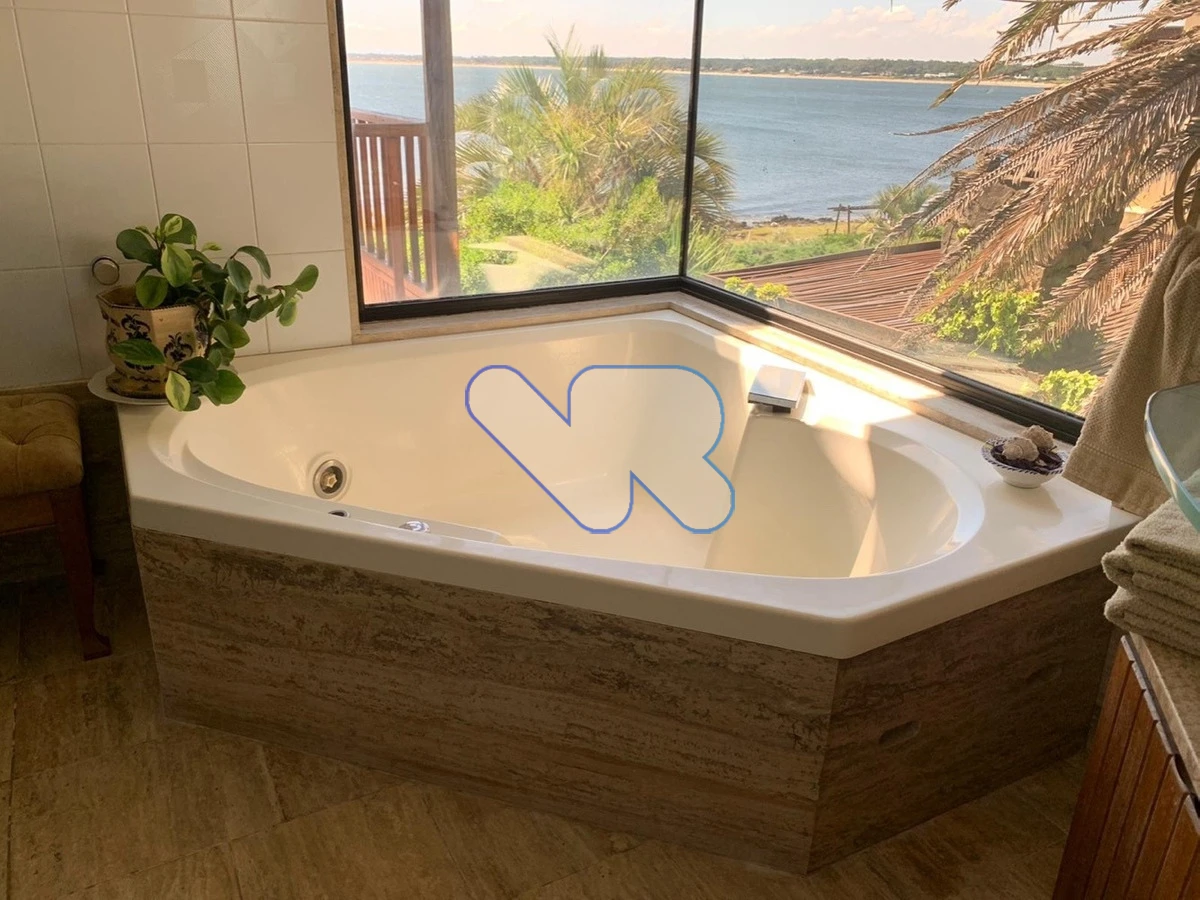 Casa ID.17 - Alquilo Casa 5 Dorm Y 6 Baños Primer Linea Punta Ballena