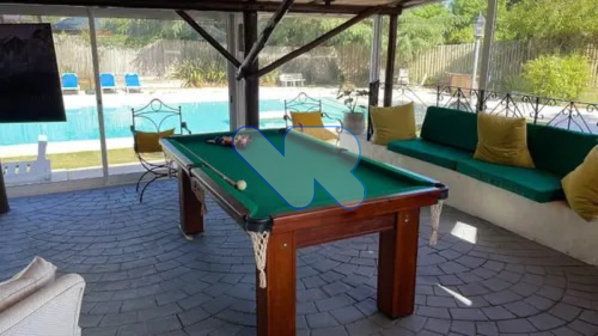 Casa ID.224 - Venta y Alquiler Anual Casa 5D Lugano con Piscina y Barbacoa 