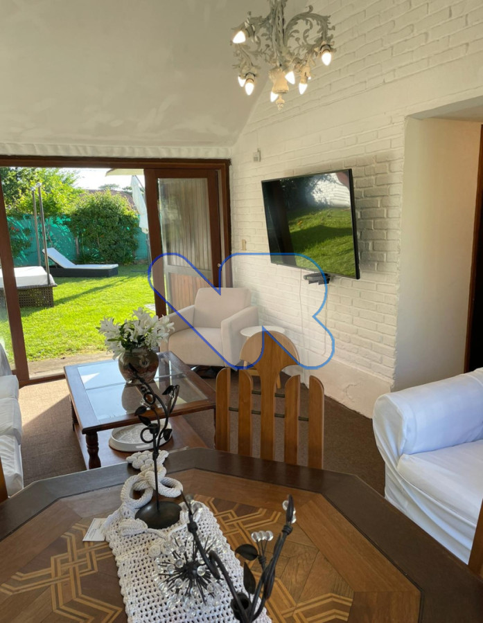 Casa ID.232 - Alquiler de Temporada Casa 5D Mansa con Piscina Climatizada 