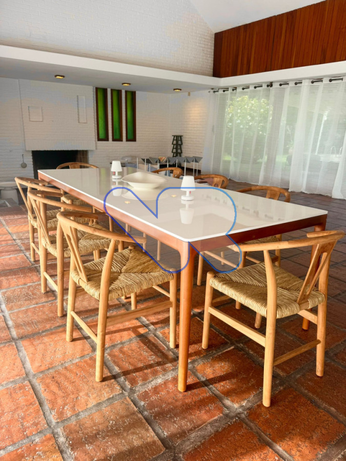 Casa ID.204 - Casa en alquiler verano 8 pers · Piscina · 3 dorm + servicio · Playa Brava Punta del Este