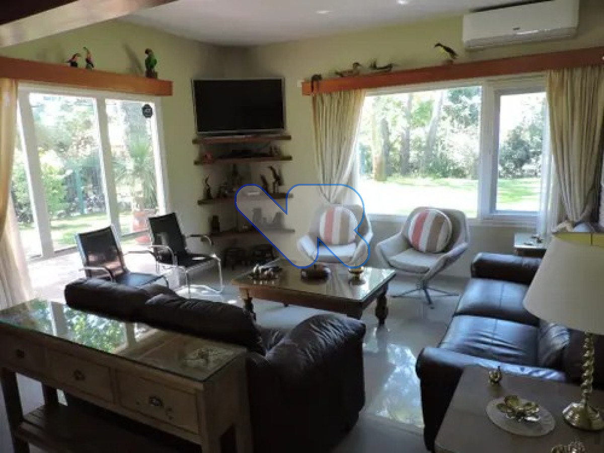 Casa ID.56 - Alquiler Temporada - Casa 5 Dorm, Piscina, Pádel y Tenis - San Rafael - Punta del Este