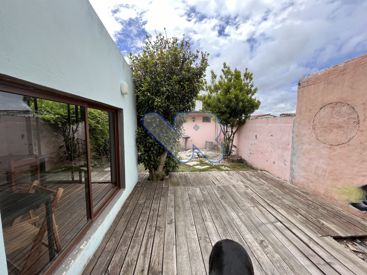 Casa ID.136 - Oportunidad VENDO y ALQUILER ANUAL Casa para Vivienda o Local Comercial  Excelente Ubicación en Maldonado