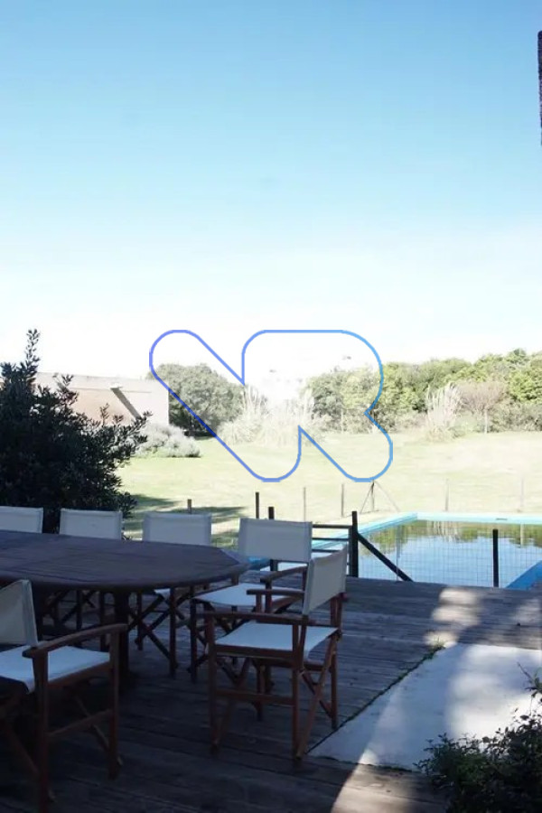 Casa ID.237 - Alquiler Anual y de Temporada Casa 3D y dep de serv Rincón del Indio con Piscina climatizada 