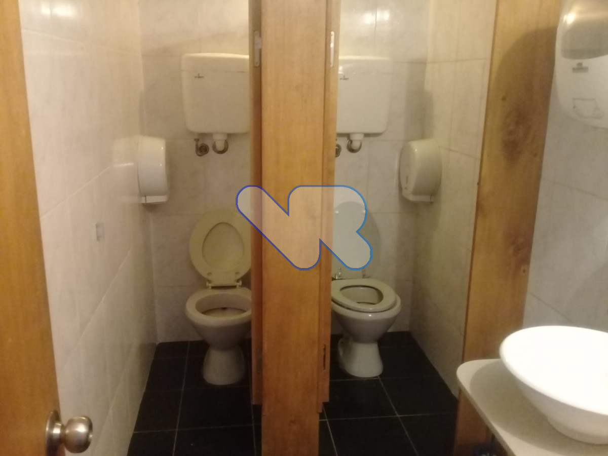 Casa ID.136 - Oportunidad VENDO y ALQUILER ANUAL Casa para Vivienda o Local Comercial  Excelente Ubicación en Maldonado
