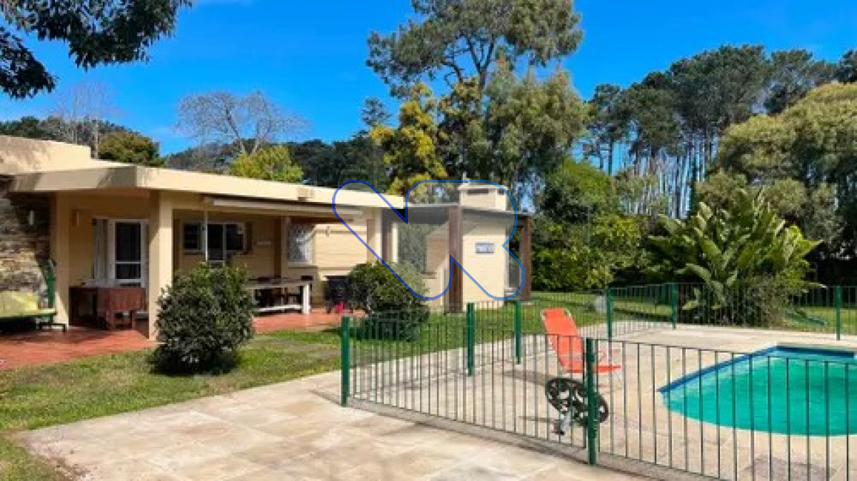 Casa ID.56 - Alquiler Temporada - Casa 5 Dorm, Piscina, Pádel y Tenis - San Rafael - Punta del Este