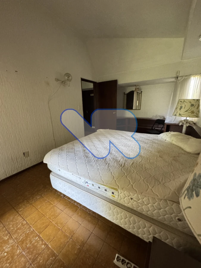 Casa ID.206 - Casa en venta en La Mansa - P8 | Gran terreno | Ideal para reciclar