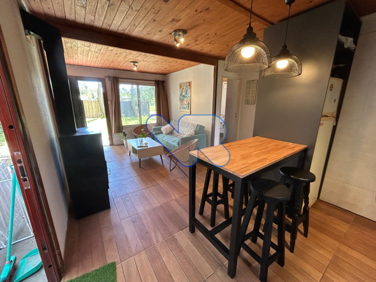 Casa ID.207 - Alquiler Anual casa 2 dorm en La Barra, el Tesoro