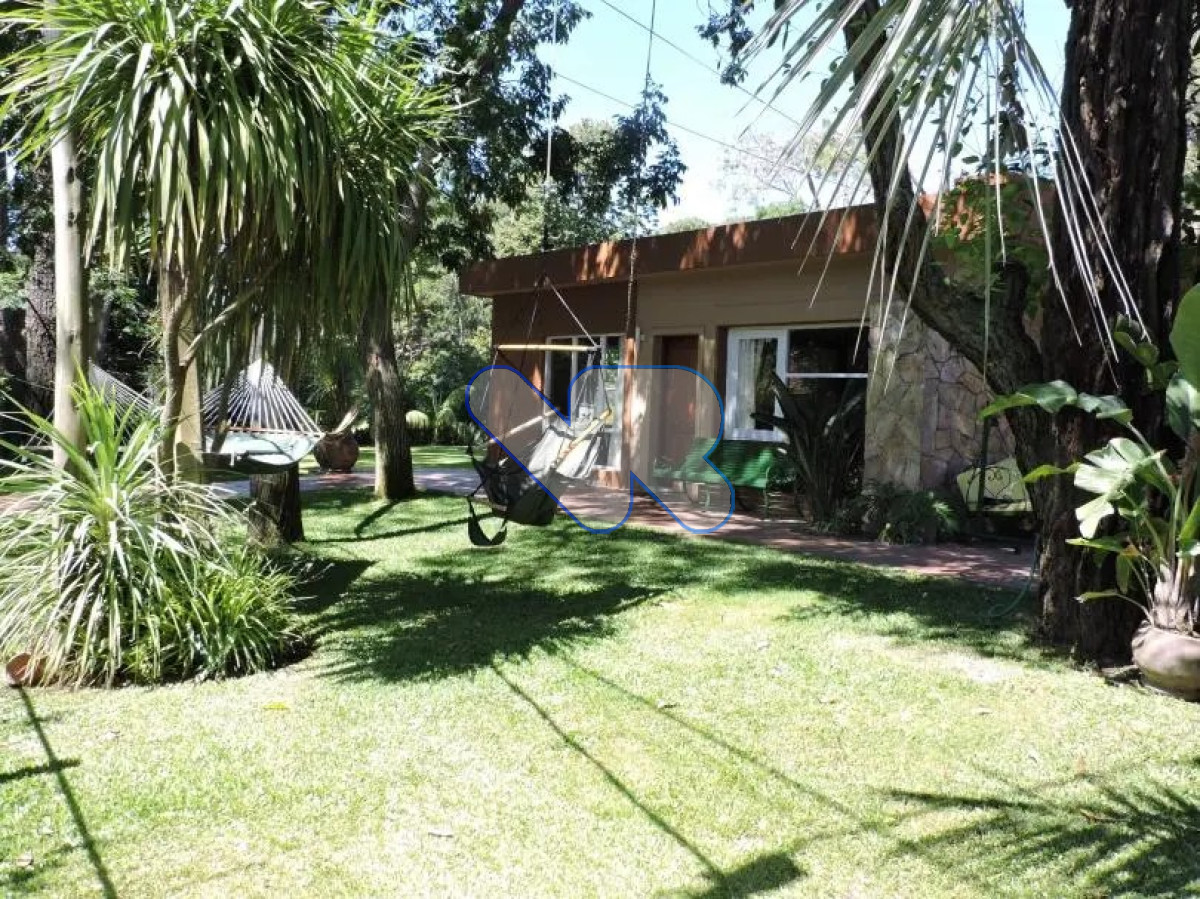 Casa ID.56 - Alquiler Temporada - Casa 5 Dorm, Piscina, Pádel y Tenis - San Rafael - Punta del Este