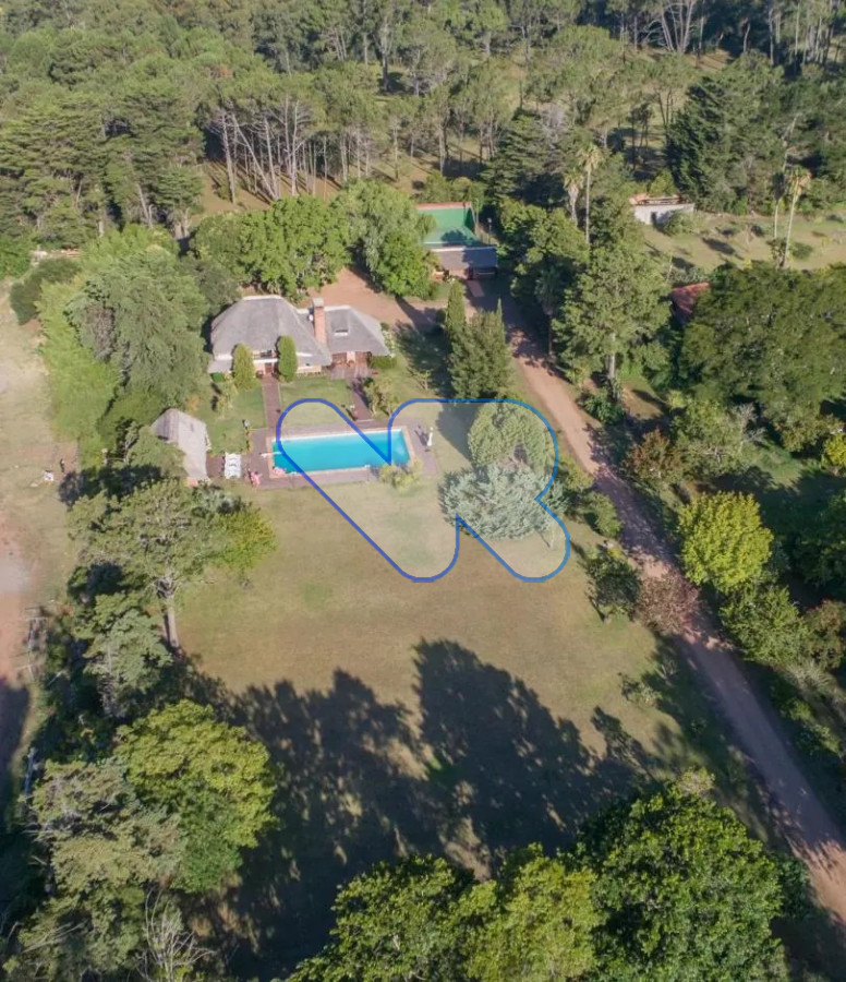 Casa ID.226 - Alquiler de Temporada Casa 6D Golf con gran parque Piscina y Barbacoa 