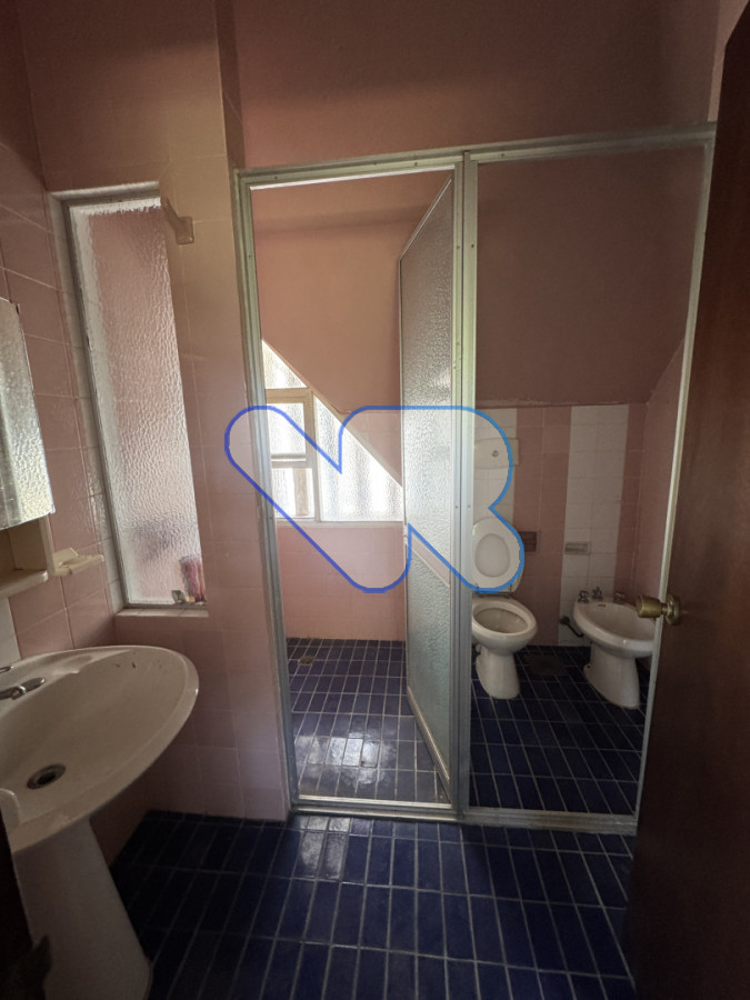 Casa ID.206 - Casa en venta en La Mansa - P8 | Gran terreno | Ideal para reciclar