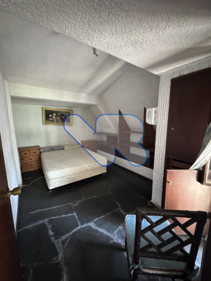 Casa ID.206 - Casa en venta en La Mansa - P8 | Gran terreno | Ideal para reciclar