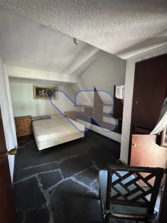 Casa ID.206 - Casa en venta en La Mansa - P8 | Gran terreno | Ideal para reciclar