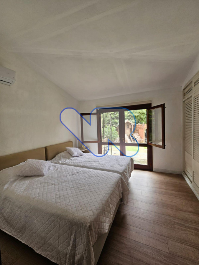 Casa ID.248 - Alquiler de Temporada Casa 4D San Rafael Piscina climatizada 