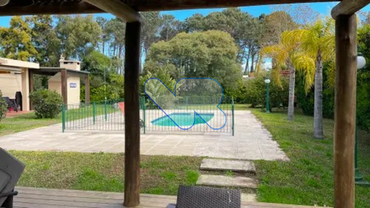 Casa ID.56 - Alquiler Temporada - Casa 5 Dorm, Piscina, Pádel y Tenis - San Rafael - Punta del Este