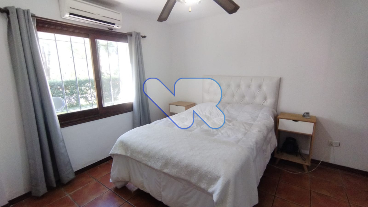 Casa ID.238 - Alquiler Anual Casa 4D Mansa con Piscina climatizada 