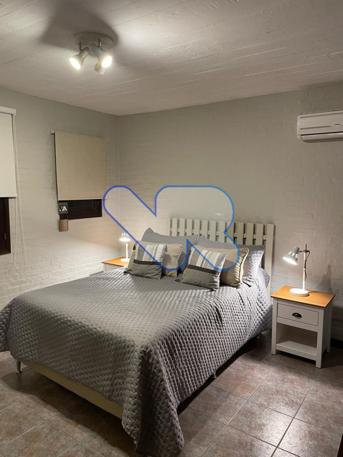 Casa ID.245 - Venta y Alquiler Anual Casa 4D Lugano con Piscina 