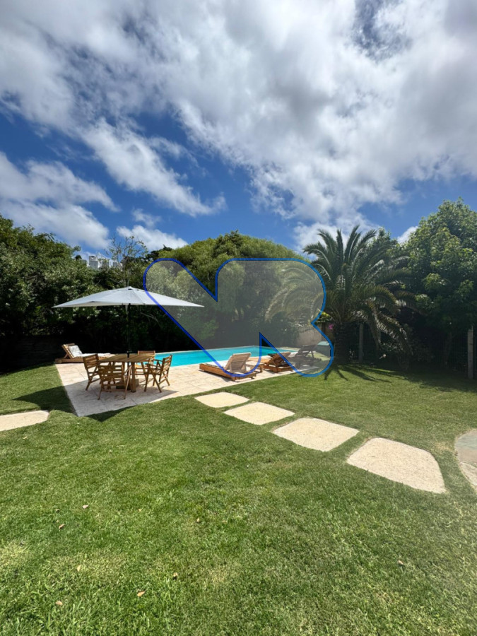 Casa ID.248 - Alquiler de Temporada Casa 4D San Rafael Piscina climatizada 