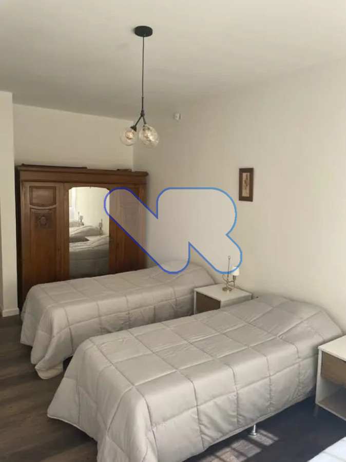 Casa ID.224 - Venta y Alquiler Anual Casa 5D Lugano con Piscina y Barbacoa 