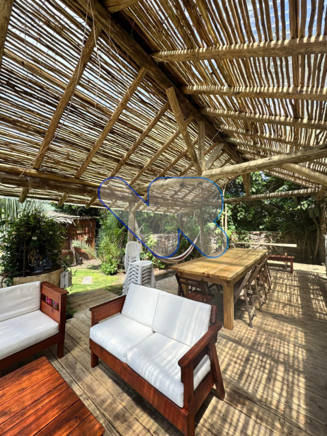 Casa ID.248 - Alquiler de Temporada Casa 4D San Rafael Piscina climatizada 
